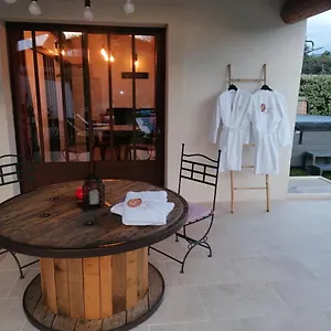 Maison d'hôtes L'atelier De Guytou Et, Cheval-Blanc